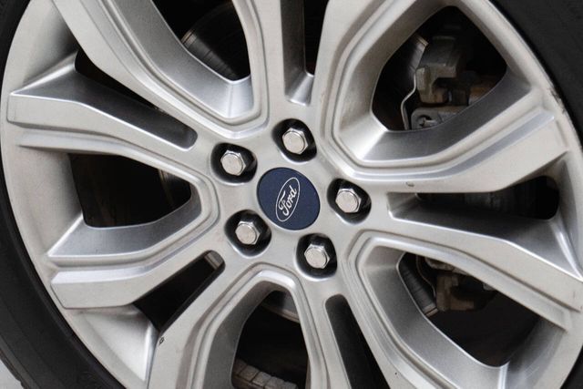 2019 Ford Edge Titanium | Houston, TX | Houston Auto Credit 2019 Ford Edge Titanium | Houston, TX | Houston Auto Credit