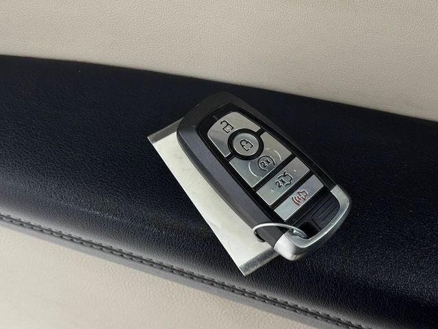 2019 Ford Edge Titanium | Houston, TX | Houston Auto Credit 2019 Ford Edge Titanium | Houston, TX | Houston Auto Credit