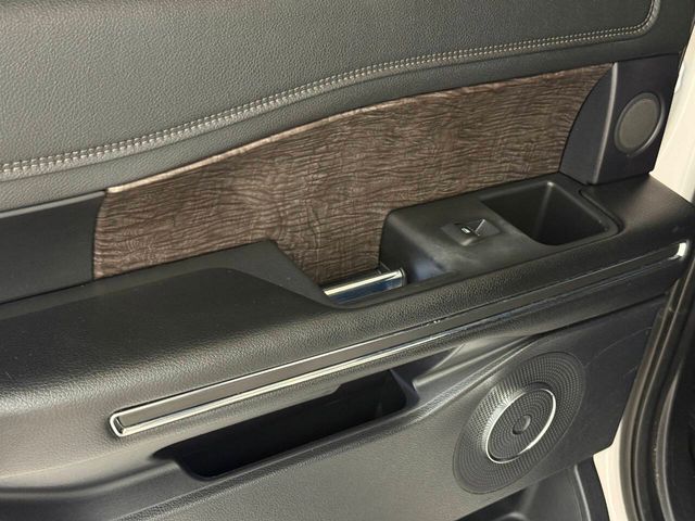 2019 Ford Expedition Limited | Houston, TX | Houston Auto Credit