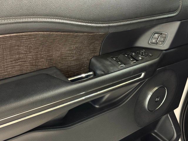 2019 Ford Expedition Limited | Houston, TX | Houston Auto Credit