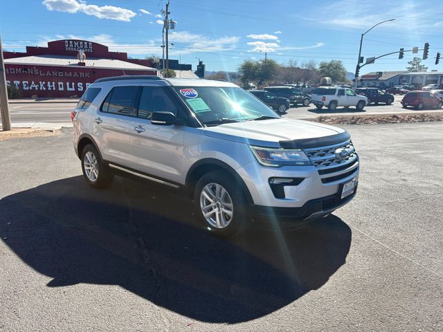 2019 Ford Explorer XLT 2019 Ford Explorer XLT