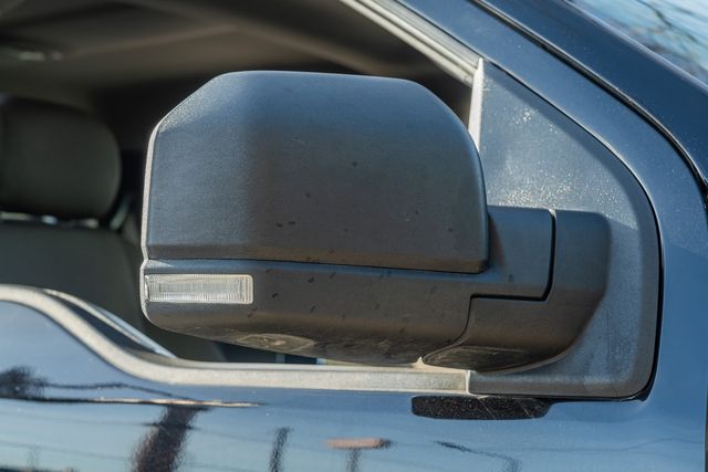 2019 Ford F-150 XLT FX4 / CREW CAB 4WD W/ UPGRADES / 5.0L V-8 | Austin, TX | Rocky Mountain Truck Stop Austin