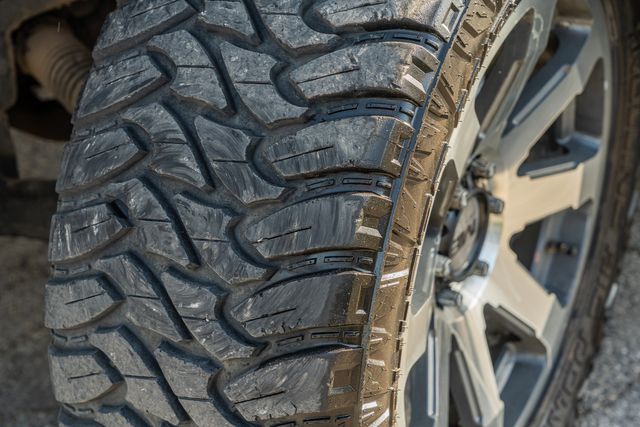 2019 Ford F-150 XLT FX4 / CREW CAB 4WD W/ UPGRADES / 5.0L V-8 | Austin, TX | Rocky Mountain Truck Stop Austin