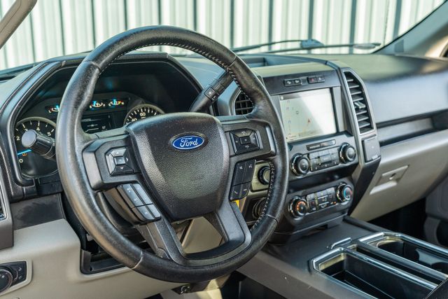 2019 Ford F-150 XLT FX4 / CREW CAB 4WD W/ UPGRADES / 5.0L V-8 | Austin, TX | Rocky Mountain Truck Stop Austin 2019 Ford F-150 XLT FX4 / CREW CAB 4WD W/ UPGRADES / 5.0L V-8 | Austin, TX | Rocky Mountain Truck Stop Austin