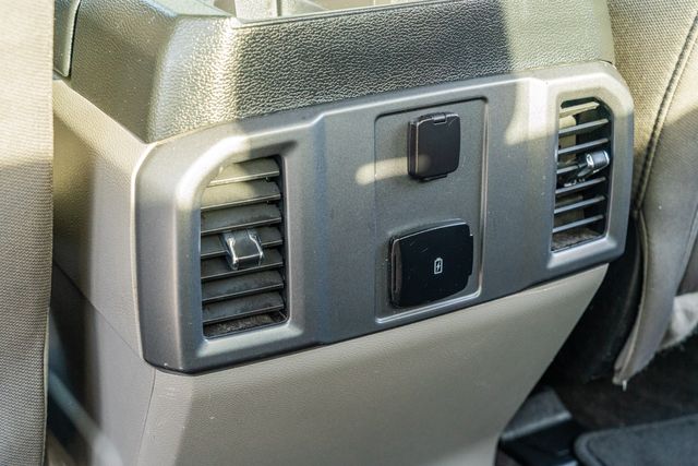 2019 Ford F-150 XLT FX4 / CREW CAB 4WD W/ UPGRADES / 5.0L V-8 | Austin, TX | Rocky Mountain Truck Stop Austin