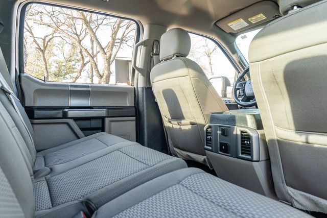 2019 Ford F-150 XLT FX4 / CREW CAB 4WD W/ UPGRADES / 5.0L V-8 | Austin, TX | Rocky Mountain Truck Stop Austin