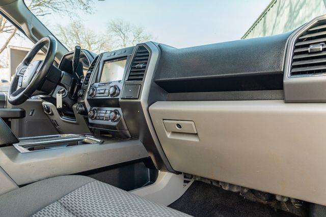 2019 Ford F-150 XLT FX4 / CREW CAB 4WD W/ UPGRADES / 5.0L V-8 | Austin, TX | Rocky Mountain Truck Stop Austin 2019 Ford F-150 XLT FX4 / CREW CAB 4WD W/ UPGRADES / 5.0L V-8 | Austin, TX | Rocky Mountain Truck Stop Austin
