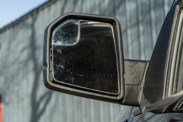 2019 Ford F-150 XLT FX4 / CREW CAB 4WD W/ UPGRADES / 5.0L V-8 | Austin, TX | Rocky Mountain Truck Stop Austin