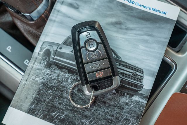 2019 Ford F-150 King Ranch FX4 / CLEAN CARFAX / 1-OWNER / LOADED | Austin, TX | Rocky Mountain Truck Stop Austin