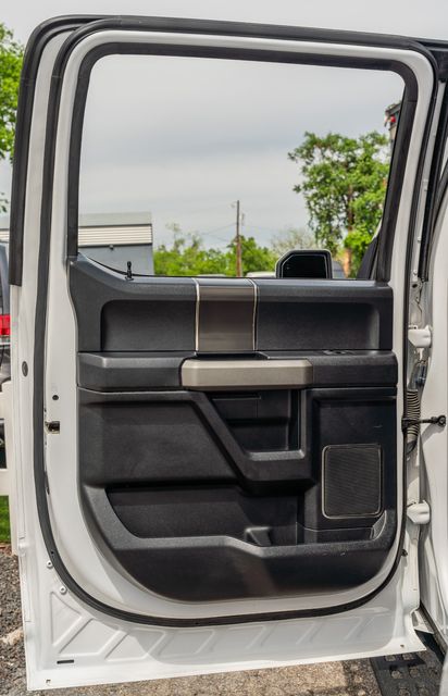 2019 Ford F-150 Raptor 802A / CLEAN CARFAX / BAJA FENDERS / 40's | Austin, TX | Rocky Mountain Truck Stop Austin