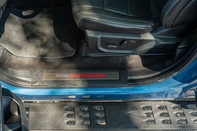 2019 Ford F-150 Raptor CREW CAB 4X4 / 802A &amp; TECH PKG CLEAN CARFAX | Austin, TX | Rocky Mountain Truck Stop Austin