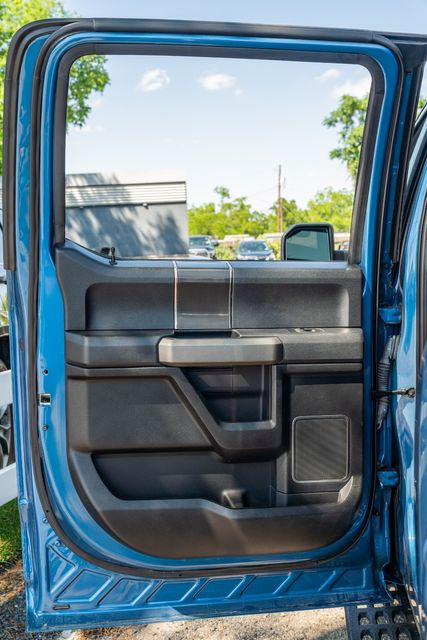 2019 Ford F-150 Raptor CREW CAB 4X4 / 802A &amp; TECH PKG CLEAN CARFAX | Austin, TX | Rocky Mountain Truck Stop Austin