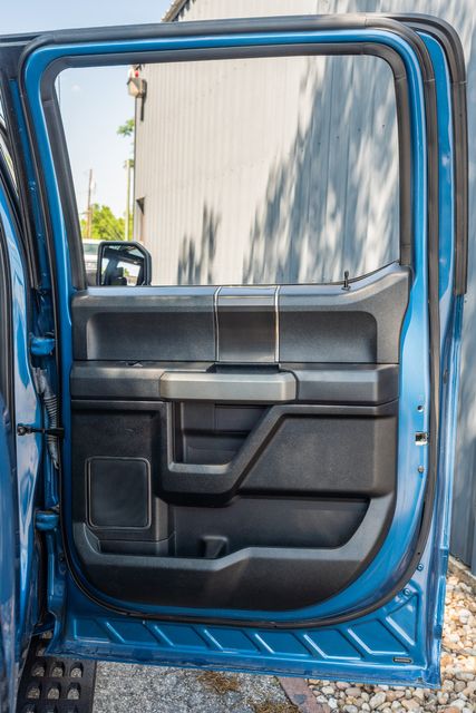 2019 Ford F-150 Raptor CREW CAB 4X4 / 802A &amp; TECH PKG CLEAN CARFAX | Austin, TX | Rocky Mountain Truck Stop Austin