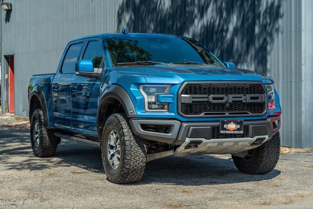 2019 Ford F-150 Raptor CREW CAB 4X4 / 802A &amp; TECH PKG CLEAN CARFAX | Austin, TX | Rocky Mountain Truck Stop Austin