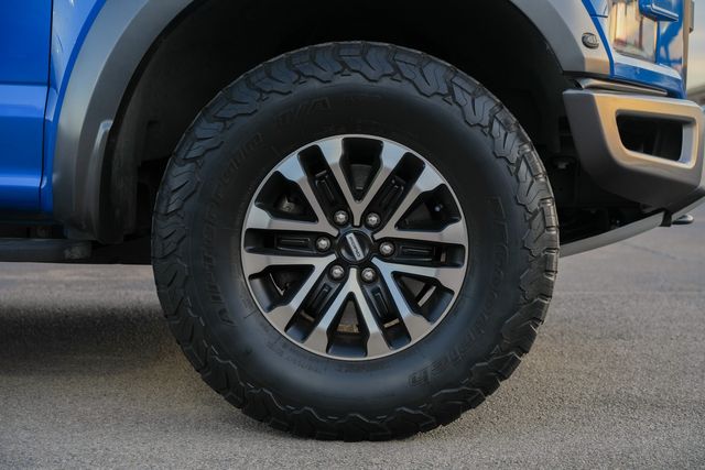 2019 Ford F-150 Raptor 4X4 W/ UPGRADES / CARBON FIBER / TECH PKG | Austin, TX | Rocky Mountain Truck Stop Austin 2019 Ford F-150 Raptor 4X4 W/ UPGRADES / CARBON FIBER / TECH PKG | Austin, TX | Rocky Mountain Truck Stop Austin