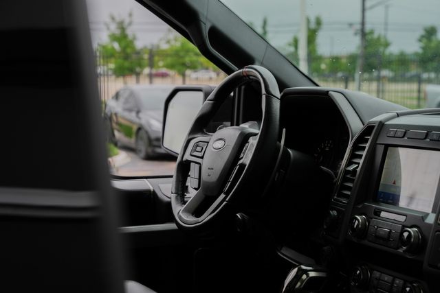 2019 Ford F-150 Raptor 4X4 / LOADED / CARBON FIBER / CLEAN CARFAX | Austin, TX | Rocky Mountain Truck Stop Austin 2019 Ford F-150 Raptor 4X4 / LOADED / CARBON FIBER / CLEAN CARFAX | Austin, TX | Rocky Mountain Truck Stop Austin