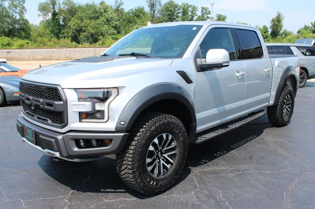 2019 Ford F-150 Raptor | Granite City, Illinois | MasterCars Company Inc. 2019 Ford F-150 Raptor | Granite City, Illinois | MasterCars Company Inc.