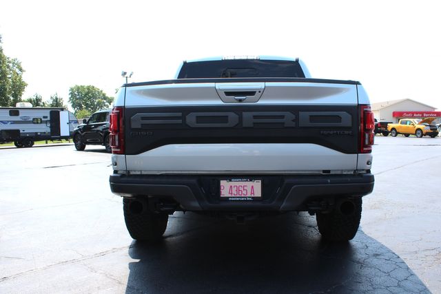 2019 Ford F-150 Raptor | Granite City, Illinois | MasterCars Company Inc. 2019 Ford F-150 Raptor | Granite City, Illinois | MasterCars Company Inc.