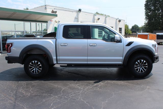 2019 Ford F-150 Raptor | Granite City, Illinois | MasterCars Company Inc. 2019 Ford F-150 Raptor | Granite City, Illinois | MasterCars Company Inc.