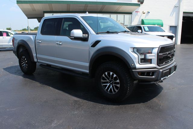 2019 Ford F-150 Raptor | Granite City, Illinois | MasterCars Company Inc. 2019 Ford F-150 Raptor | Granite City, Illinois | MasterCars Company Inc.