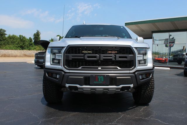 2019 Ford F-150 Raptor | Granite City, Illinois | MasterCars Company Inc. 2019 Ford F-150 Raptor | Granite City, Illinois | MasterCars Company Inc.