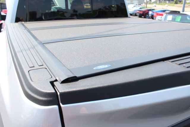 2019 Ford F-150 Raptor | Granite City, Illinois | MasterCars Company Inc. 2019 Ford F-150 Raptor | Granite City, Illinois | MasterCars Company Inc.