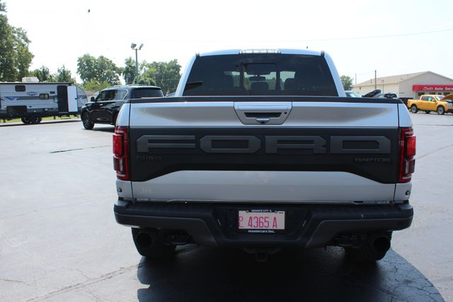 2019 Ford F-150 Raptor | Granite City, Illinois | MasterCars Company Inc. 2019 Ford F-150 Raptor | Granite City, Illinois | MasterCars Company Inc.