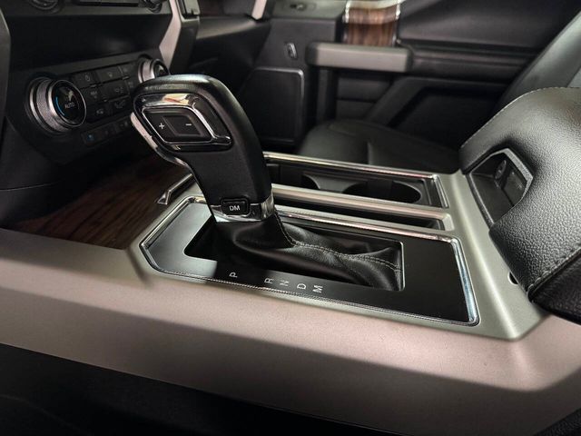 2019 Ford F-150 Lariat 4x4 4dr SuperCrew 5.5 ft. SB | Houston, TX | Houston Auto Credit 2019 Ford F-150 Lariat 4x4 4dr SuperCrew 5.5 ft. SB | Houston, TX | Houston Auto Credit