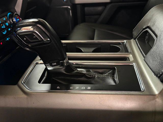 2019 Ford F-150 Lariat 4x4 4dr SuperCrew 5.5 ft. SB | Houston, TX | Houston Auto Credit 2019 Ford F-150 Lariat 4x4 4dr SuperCrew 5.5 ft. SB | Houston, TX | Houston Auto Credit