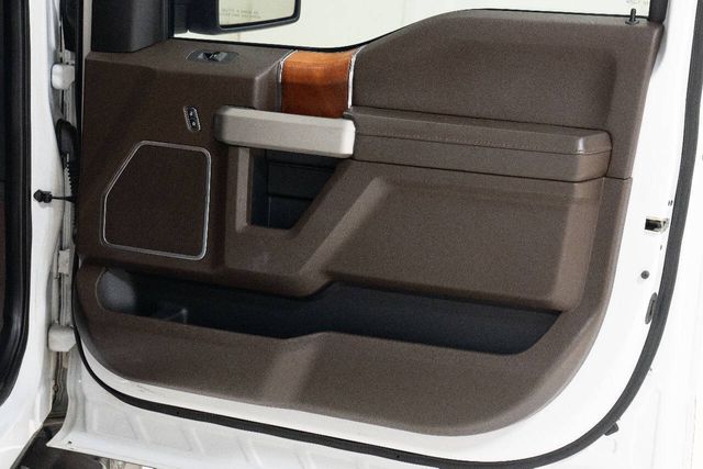 2019 Ford F-150 King Ranch 4x4 4dr SuperCrew 5.5 ft. SB | Houston, TX | Houston Auto Credit 2019 Ford F-150 King Ranch 4x4 4dr SuperCrew 5.5 ft. SB | Houston, TX | Houston Auto Credit