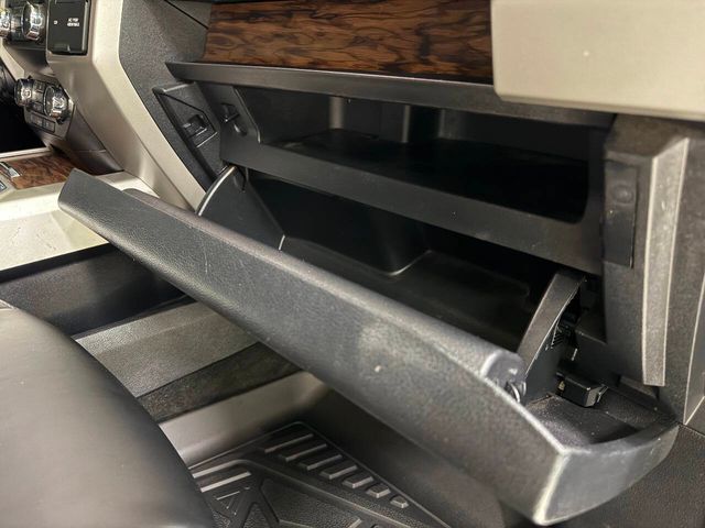 2019 Ford F-150 Lariat 4x4 4dr SuperCrew 5.5 ft. SB | Houston, TX | Houston Auto Credit 2019 Ford F-150 Lariat 4x4 4dr SuperCrew 5.5 ft. SB | Houston, TX | Houston Auto Credit