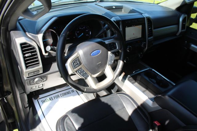 2019 Ford F-250 Diesel 4x4 Lariat | Roscoe, IL | Autoland Outlets