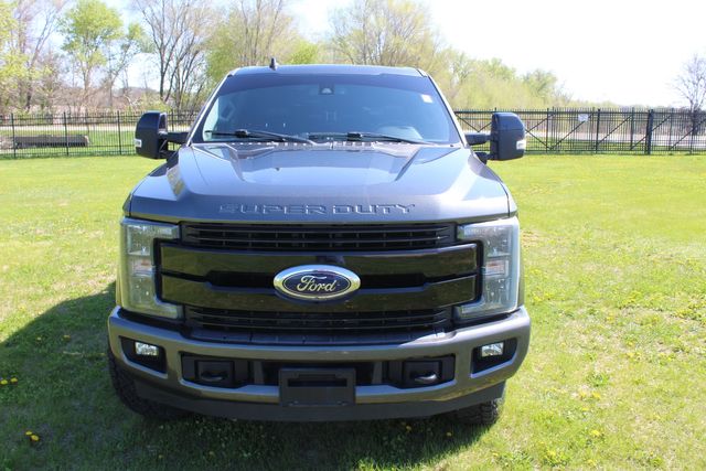 2019 Ford F-250 Diesel 4x4 Lariat | Roscoe, IL | Autoland Outlets