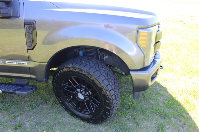 2019 Ford F-250 Diesel 4x4 Lariat | Roscoe, IL | Autoland Outlets