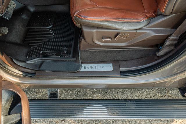 2019 Ford F-250 Super Duty King Ranch ULTIMATE FX4 / CLEAN CARFAX / LOADED | Austin, TX | Rocky Mountain Truck Stop Austin 2019 Ford F-250 Super Duty King Ranch ULTIMATE FX4 / CLEAN CARFAX / LOADED | Austin, TX | Rocky Mountain Truck Stop Austin