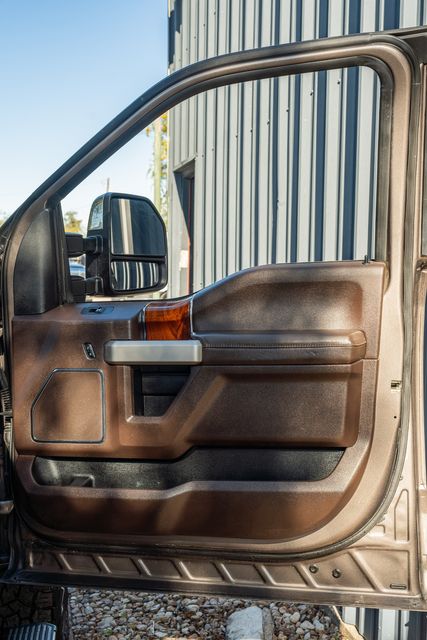 2019 Ford F-250 Super Duty King Ranch ULTIMATE FX4 / CLEAN CARFAX / LOADED | Austin, TX | Rocky Mountain Truck Stop Austin 2019 Ford F-250 Super Duty King Ranch ULTIMATE FX4 / CLEAN CARFAX / LOADED | Austin, TX | Rocky Mountain Truck Stop Austin