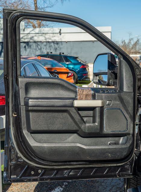 2019 Ford F-250 Super Duty Lariat ULTIMATE CREW FX4 / CLEAN CARFAX 1-OWNER | Austin, TX | Rocky Mountain Truck Stop Austin 2019 Ford F-250 Super Duty Lariat ULTIMATE CREW FX4 / CLEAN CARFAX 1-OWNER | Austin, TX | Rocky Mountain Truck Stop Austin