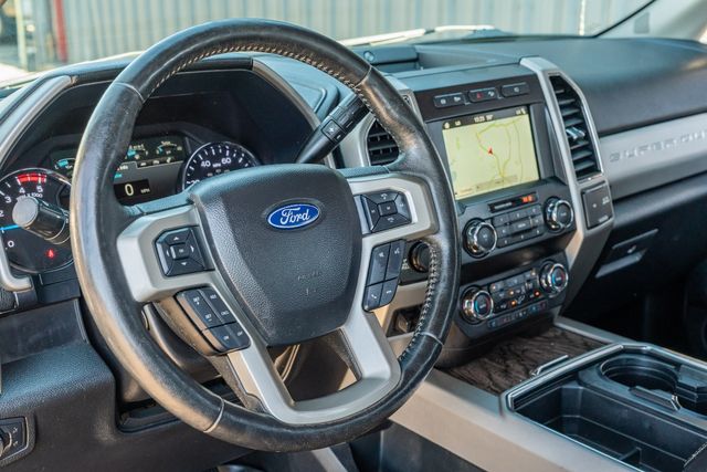 2019 Ford F-250 Super Duty Lariat ULTIMATE CREW FX4 / CLEAN CARFAX 1-OWNER | Austin, TX | Rocky Mountain Truck Stop Austin
