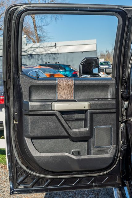 2019 Ford F-250 Super Duty Lariat ULTIMATE CREW FX4 / CLEAN CARFAX 1-OWNER | Austin, TX | Rocky Mountain Truck Stop Austin