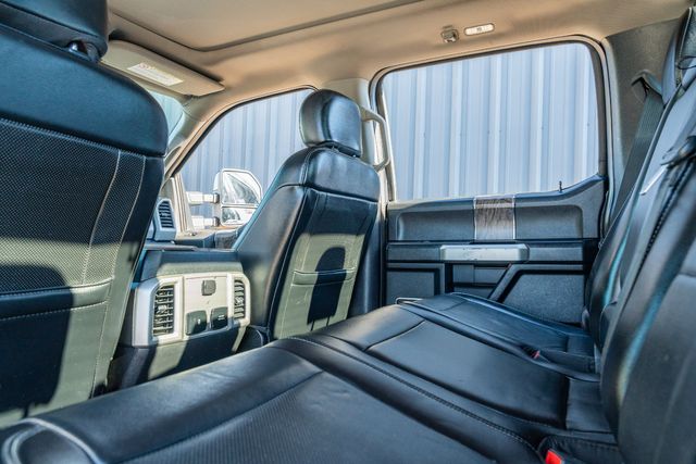 2019 Ford F-250 Super Duty Lariat ULTIMATE CREW FX4 / CLEAN CARFAX 1-OWNER | Austin, TX | Rocky Mountain Truck Stop Austin