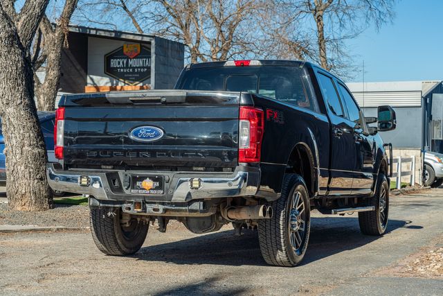 2019 Ford F-250 Super Duty Lariat ULTIMATE CREW FX4 / CLEAN CARFAX 1-OWNER | Austin, TX | Rocky Mountain Truck Stop Austin