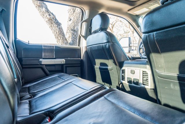 2019 Ford F-250 Super Duty Lariat ULTIMATE CREW FX4 / CLEAN CARFAX 1-OWNER | Austin, TX | Rocky Mountain Truck Stop Austin 2019 Ford F-250 Super Duty Lariat ULTIMATE CREW FX4 / CLEAN CARFAX 1-OWNER | Austin, TX | Rocky Mountain Truck Stop Austin