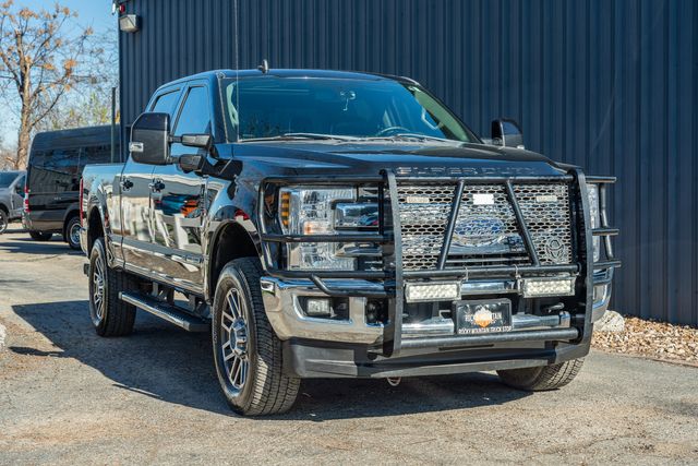 2019 Ford F-250 Super Duty Lariat ULTIMATE CREW FX4 / CLEAN CARFAX 1-OWNER | Austin, TX | Rocky Mountain Truck Stop Austin 2019 Ford F-250 Super Duty Lariat ULTIMATE CREW FX4 / CLEAN CARFAX 1-OWNER | Austin, TX | Rocky Mountain Truck Stop Austin