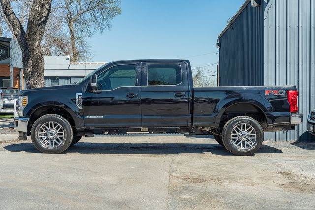 2019 Ford F-250 Super Duty Lariat ULTIMATE CREW FX4 / CLEAN CARFAX 1-OWNER | Dallas, TX | Rocky Mountain Truck Stop Dallas 2019 Ford F-250 Super Duty Lariat ULTIMATE CREW FX4 / CLEAN CARFAX 1-OWNER | Dallas, TX | Rocky Mountain Truck Stop Dallas