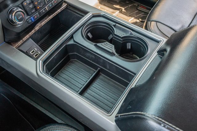 2019 Ford F-250 Super Duty Lariat ULTIMATE CREW FX4 / CLEAN CARFAX 1-OWNER | Austin, TX | Rocky Mountain Truck Stop Austin