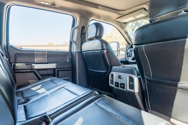 2019 Ford F-250 Super Duty Lariat ULTIMATE CREW FX4 / CLEAN CARFAX 1-OWNER | Austin, TX | Rocky Mountain Truck Stop Austin 2019 Ford F-250 Super Duty Lariat ULTIMATE CREW FX4 / CLEAN CARFAX 1-OWNER | Austin, TX | Rocky Mountain Truck Stop Austin