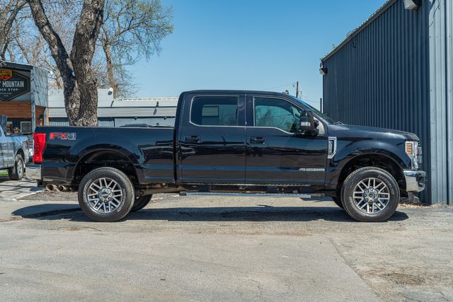 2019 Ford F-250 Super Duty Lariat ULTIMATE CREW FX4 / CLEAN CARFAX 1-OWNER | Austin, TX | Rocky Mountain Truck Stop Austin