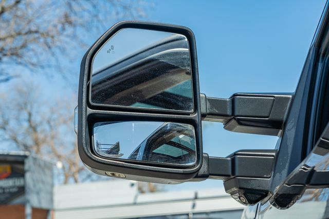 2019 Ford F-250 Super Duty Lariat ULTIMATE CREW FX4 / CLEAN CARFAX 1-OWNER | Austin, TX | Rocky Mountain Truck Stop Austin