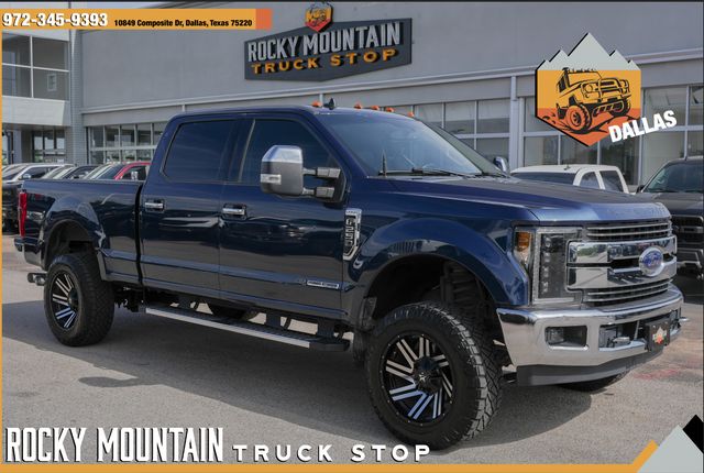2019 Ford F-250 Super Duty Lariat CREW CAB 4X4 W/ UPGRADES / LOADED | Austin, TX | Rocky Mountain Truck Stop Austin