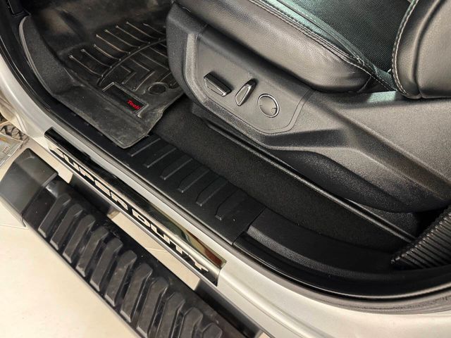 2019 Ford F-250 Super Duty Lariat 4x4 4dr Crew Cab 6.8 ft. SB Pickup | Houston, TX | Houston Auto Credit 2019 Ford F-250 Super Duty Lariat 4x4 4dr Crew Cab 6.8 ft. SB Pickup | Houston, TX | Houston Auto Credit